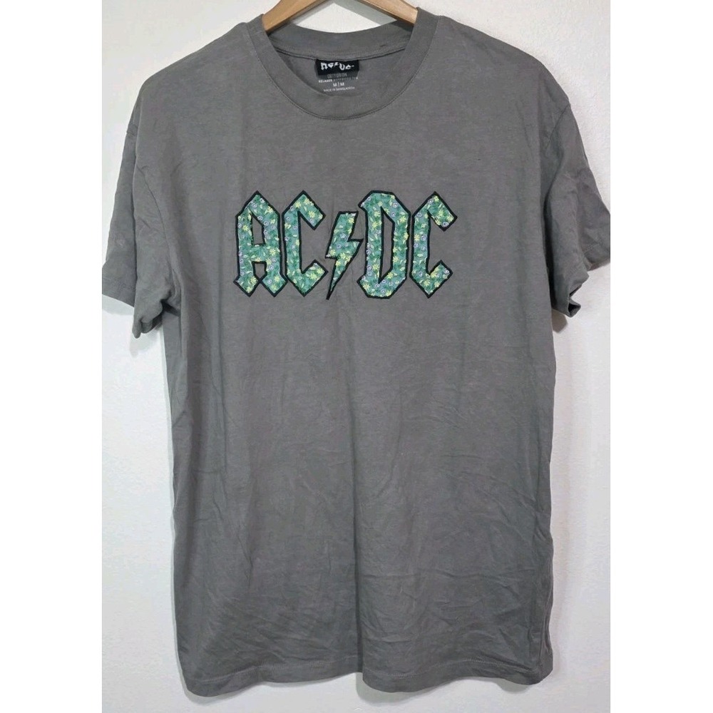 AC/DC Heavy Metal Rock Shirt Women M Oversized Relaxed Boyfriend Tee Embroidered